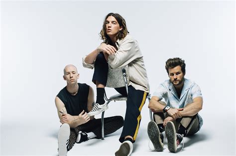 lany vocalist issue.